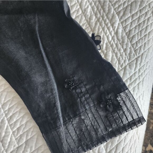 Jordan 100% linen embellish button front blouse - Picture 8 of 9